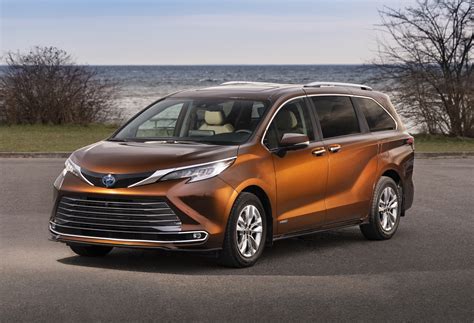 value of 2013 toyota sienna.